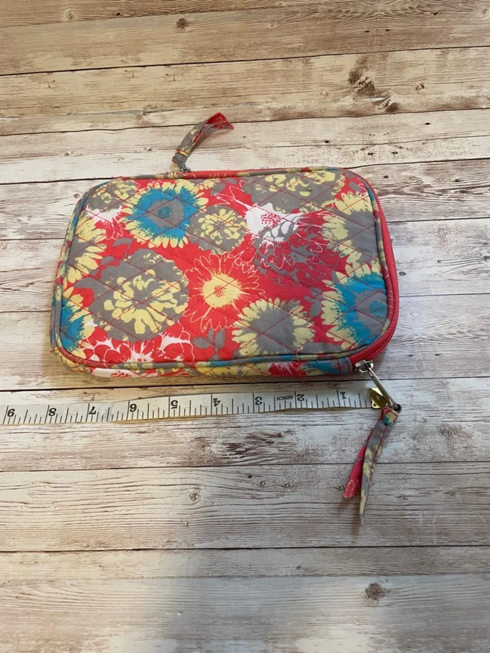 Source Unknown quilted zip